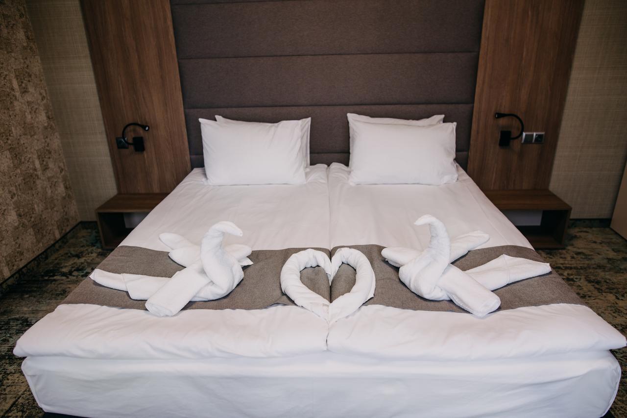 Hotel Leva - Βράτσα Εξωτερικό φωτογραφία